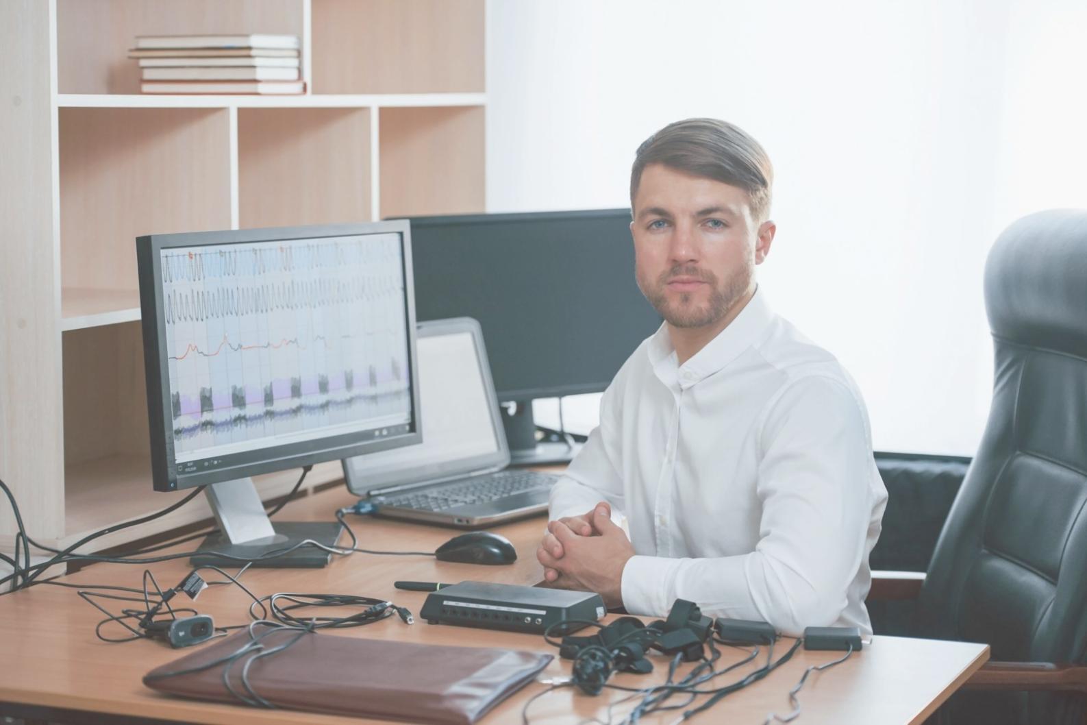 Studenti al lavoro su progetti di level design